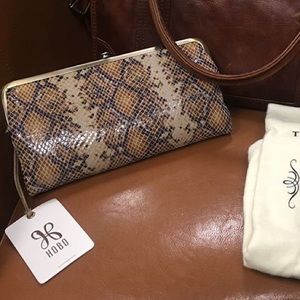 Hobo International Clutch